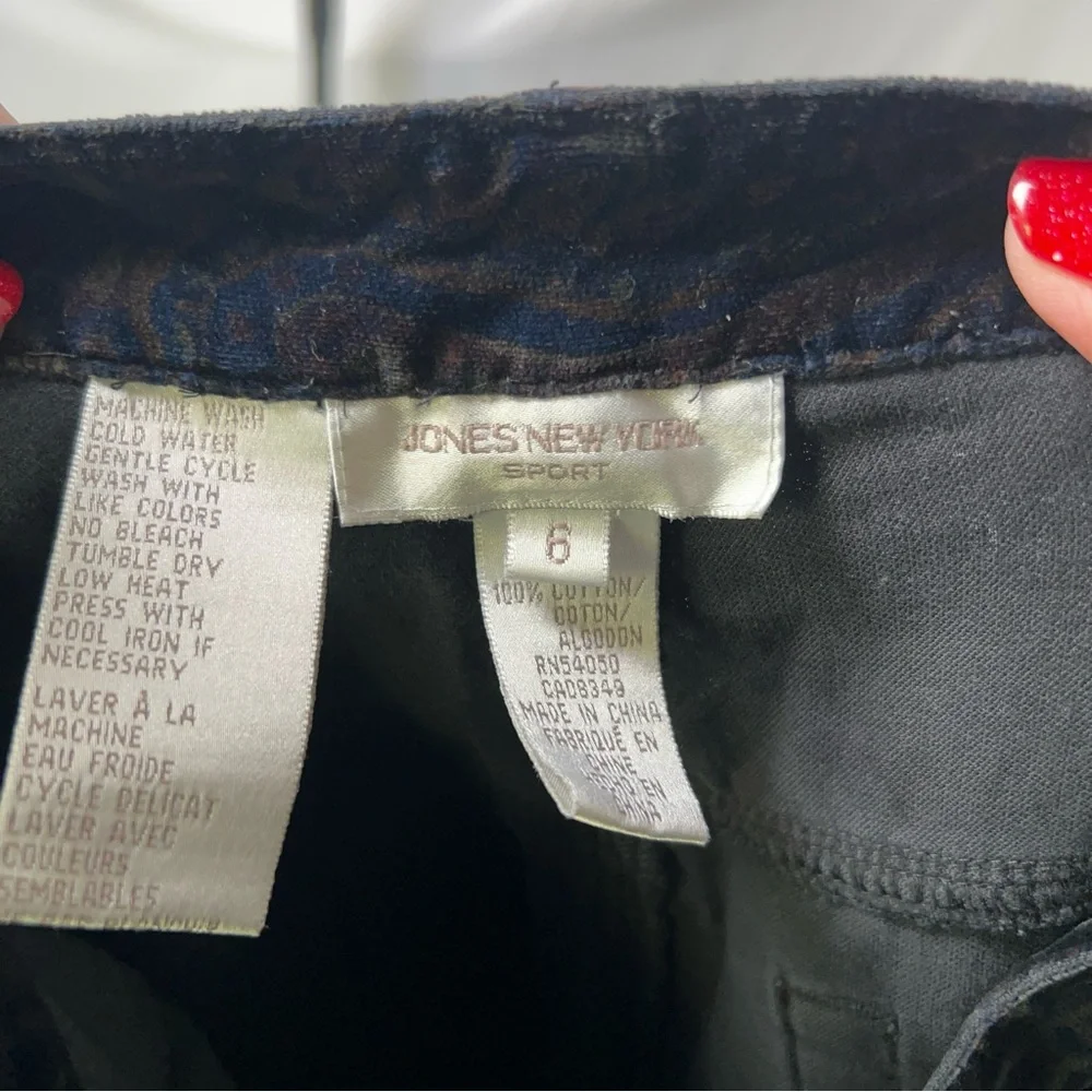 Jones New York Women's Black Corduroy Jeans - Picture 4 of 5